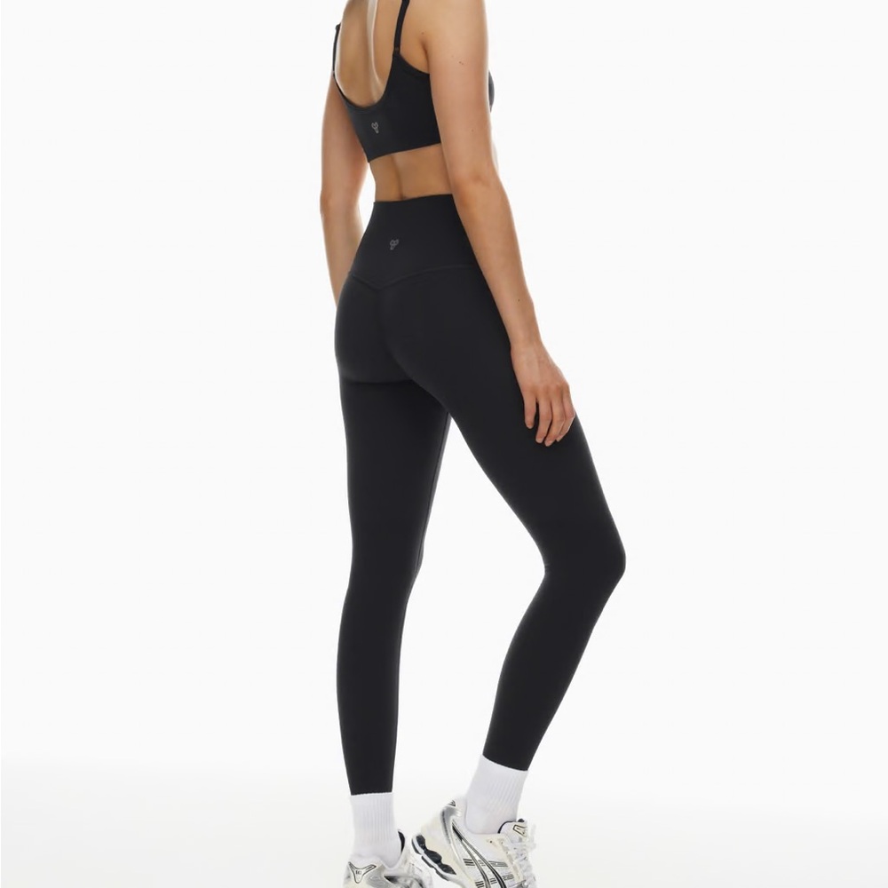 TnaBUTTER™ Cheeky Hi-Rise Legging